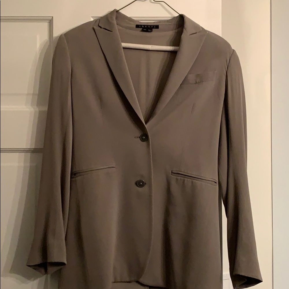 Gray silk theory blazer